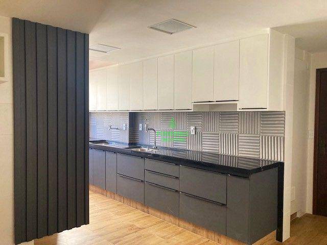 Apartamento à venda com 3 quartos, 210m² - Foto 6