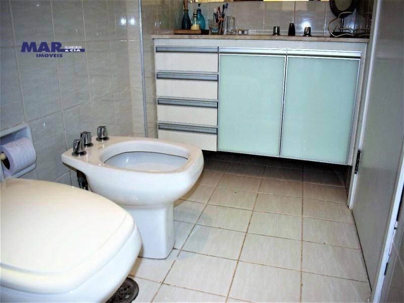 Apartamento à venda com 4 quartos, 210m² - Foto 14