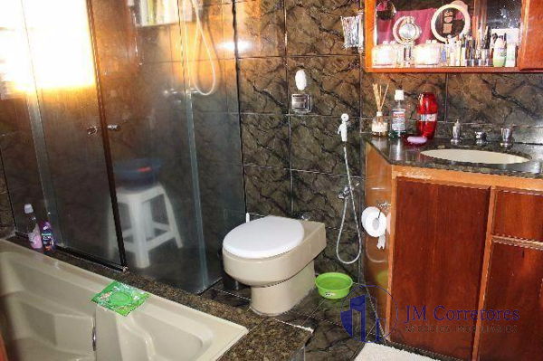 Sobrado à venda com 3 quartos, 300m² - Foto 5