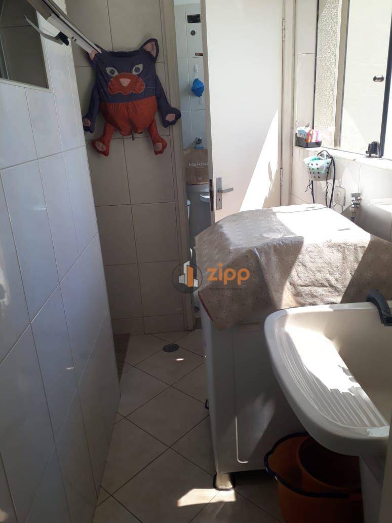 Apartamento à venda com 2 quartos, 60m² - Foto 4