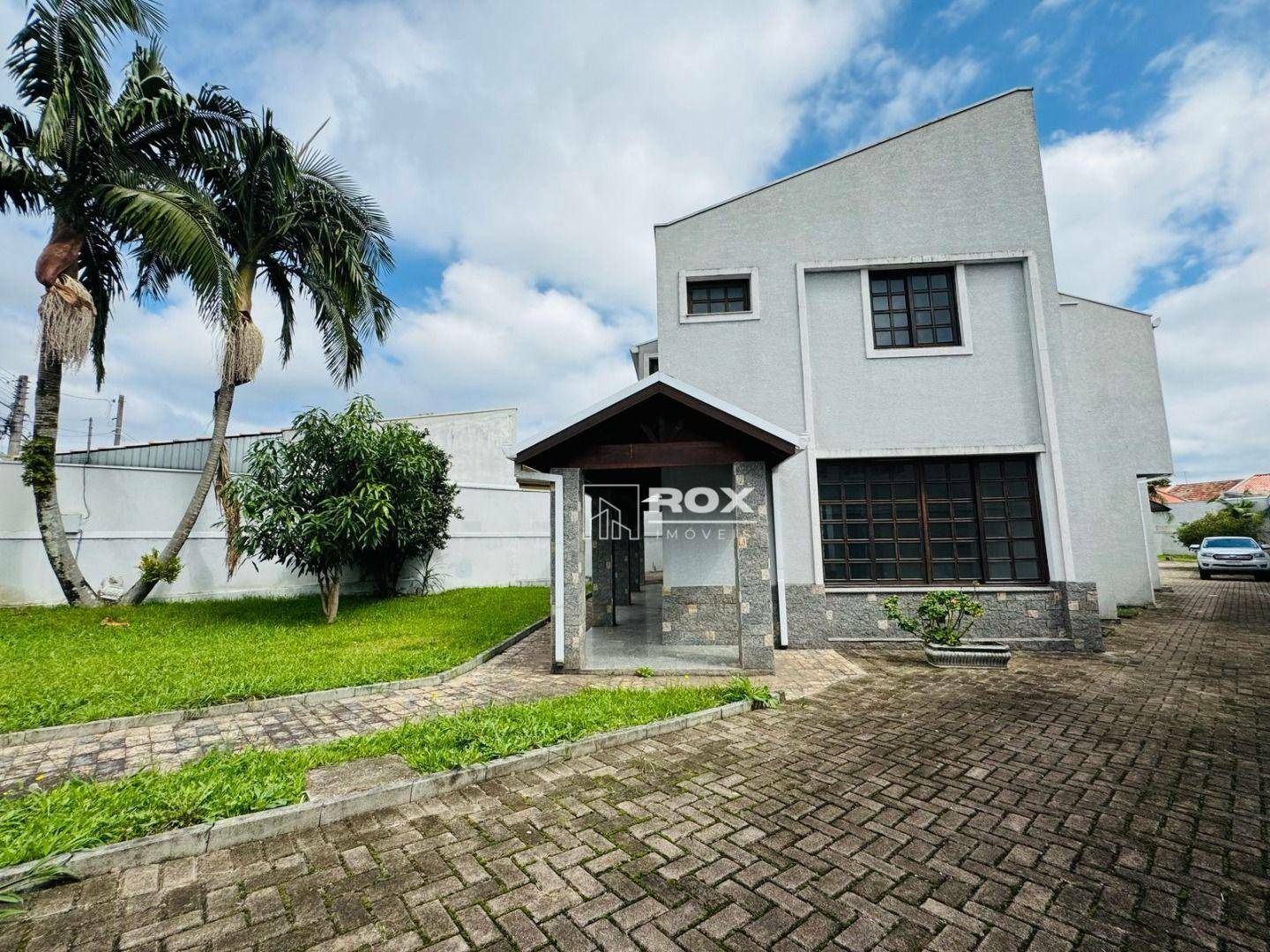 Casa à venda com 5 quartos, 350m² - Foto 1