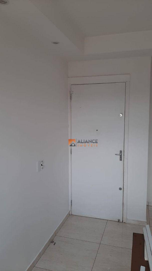 Apartamento à venda com 2 quartos, 57m² - Foto 8