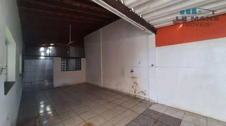 Casa à venda com 4 quartos, 196m² - Foto 3