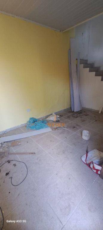 Sobrado à venda com 2 quartos, 160m² - Foto 12