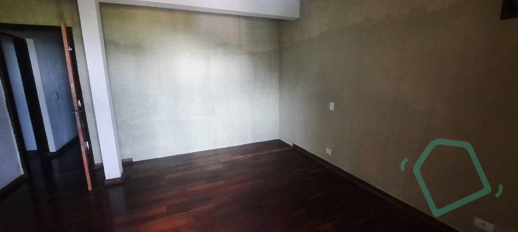 Casa para alugar com 3 quartos, 500m² - Foto 20