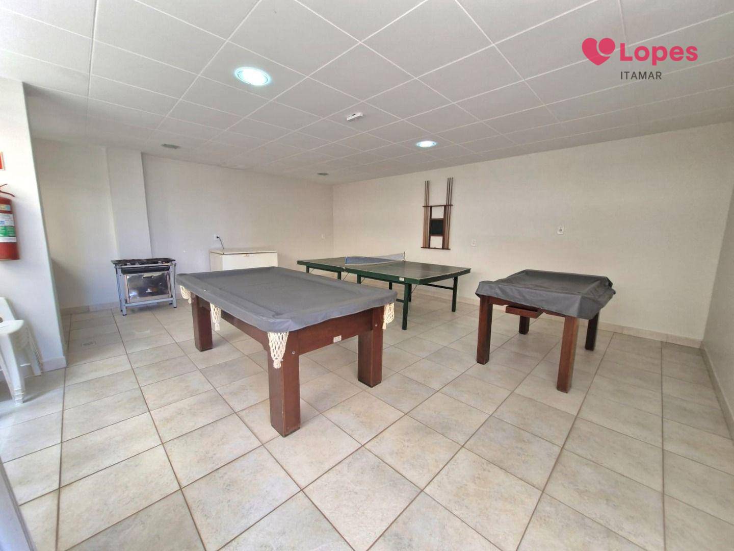 Apartamento para alugar com 4 quartos, 204m² - Foto 6