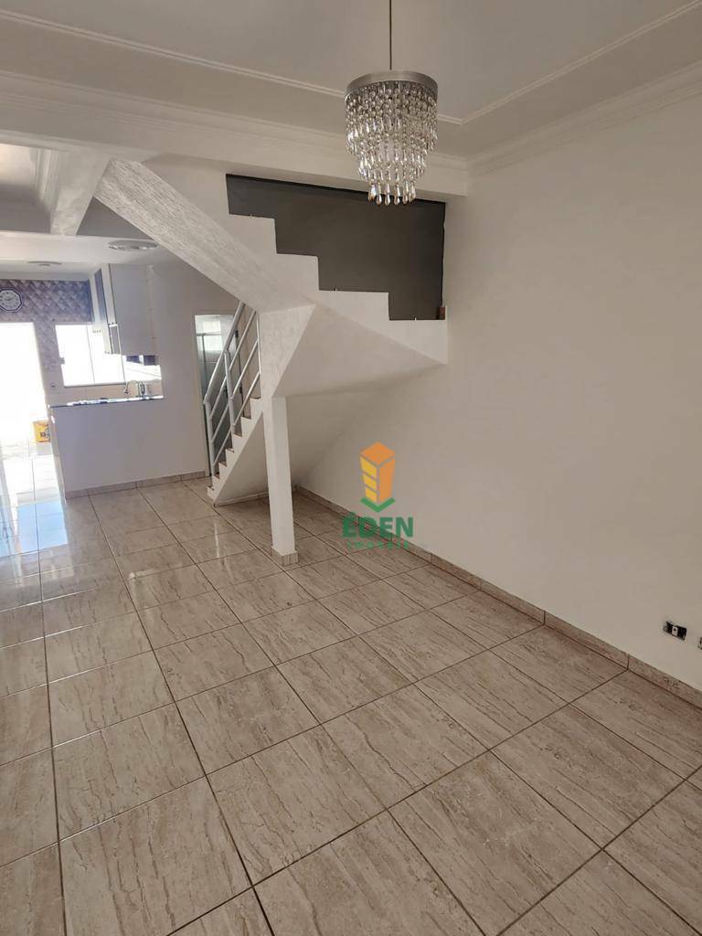 Casa à venda com 2 quartos, 80m² - Foto 6