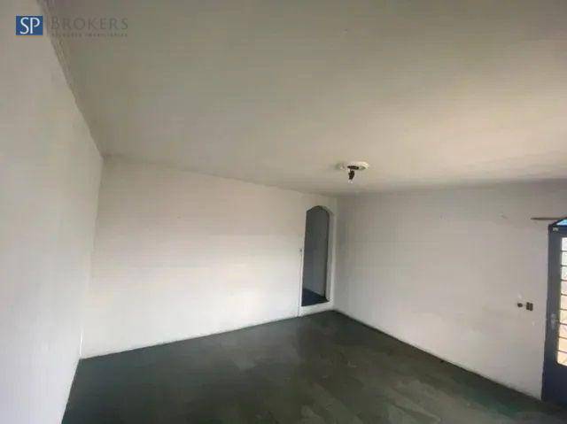 Casa à venda com 4 quartos, 220m² - Foto 17