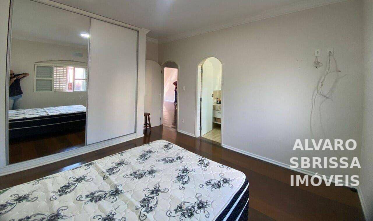 Casa à venda e aluguel com 4 quartos, 700m² - Foto 8