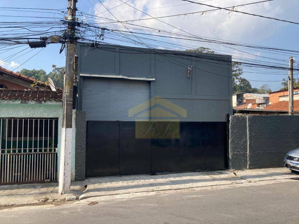 Depósito-Galpão-Armazém para alugar, 590m² - Foto 1