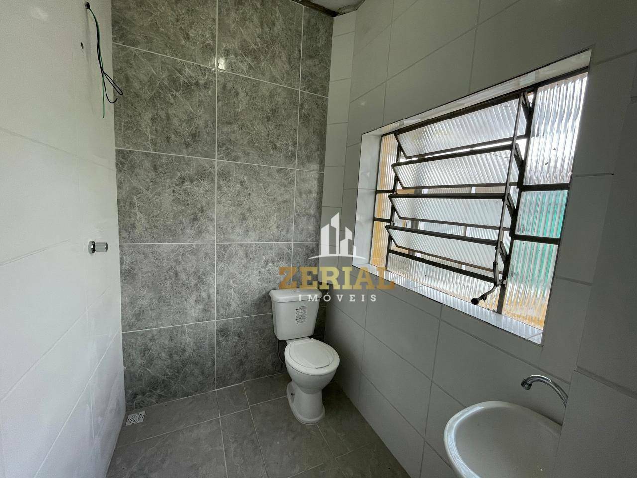 Sobrado para alugar com 2 quartos, 85m² - Foto 12