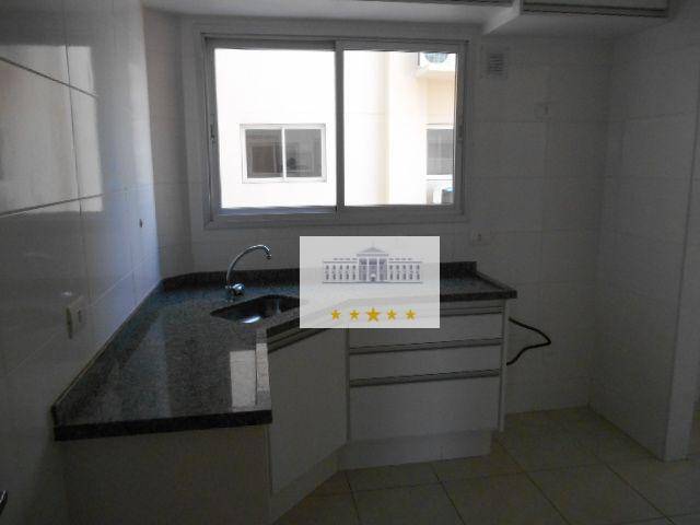 Apartamento à venda com 2 quartos, 73m² - Foto 2