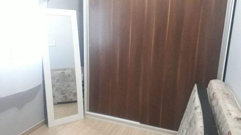 Casa à venda com 3 quartos, 240m² - Foto 5