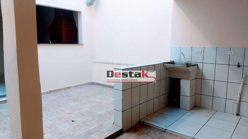 Sobrado à venda com 3 quartos, 275m² - Foto 17