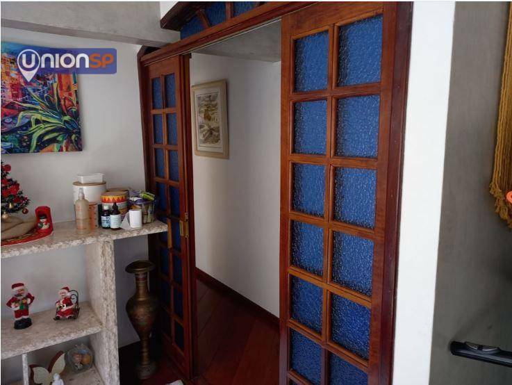 Apartamento à venda com 3 quartos, 140m² - Foto 5