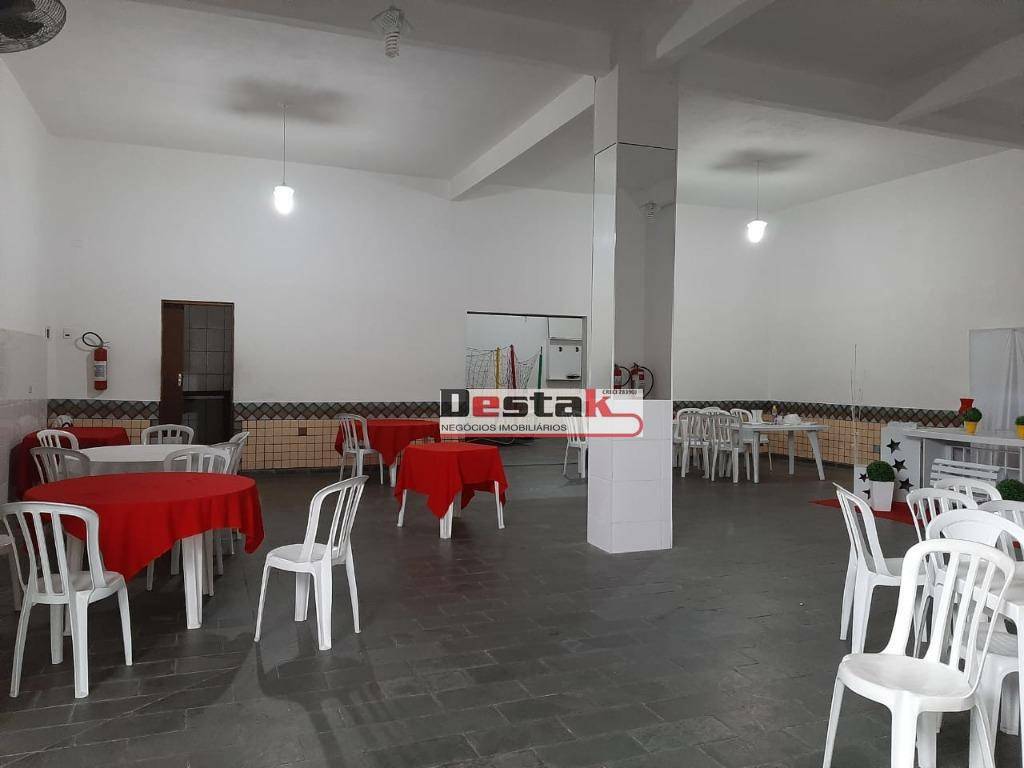 Sobrado à venda com 3 quartos, 362m² - Foto 10