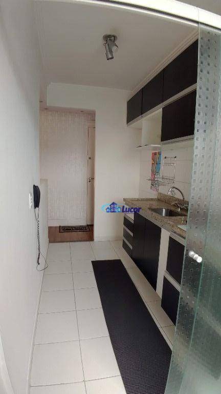 Apartamento à venda com 3 quartos, 60m² - Foto 13