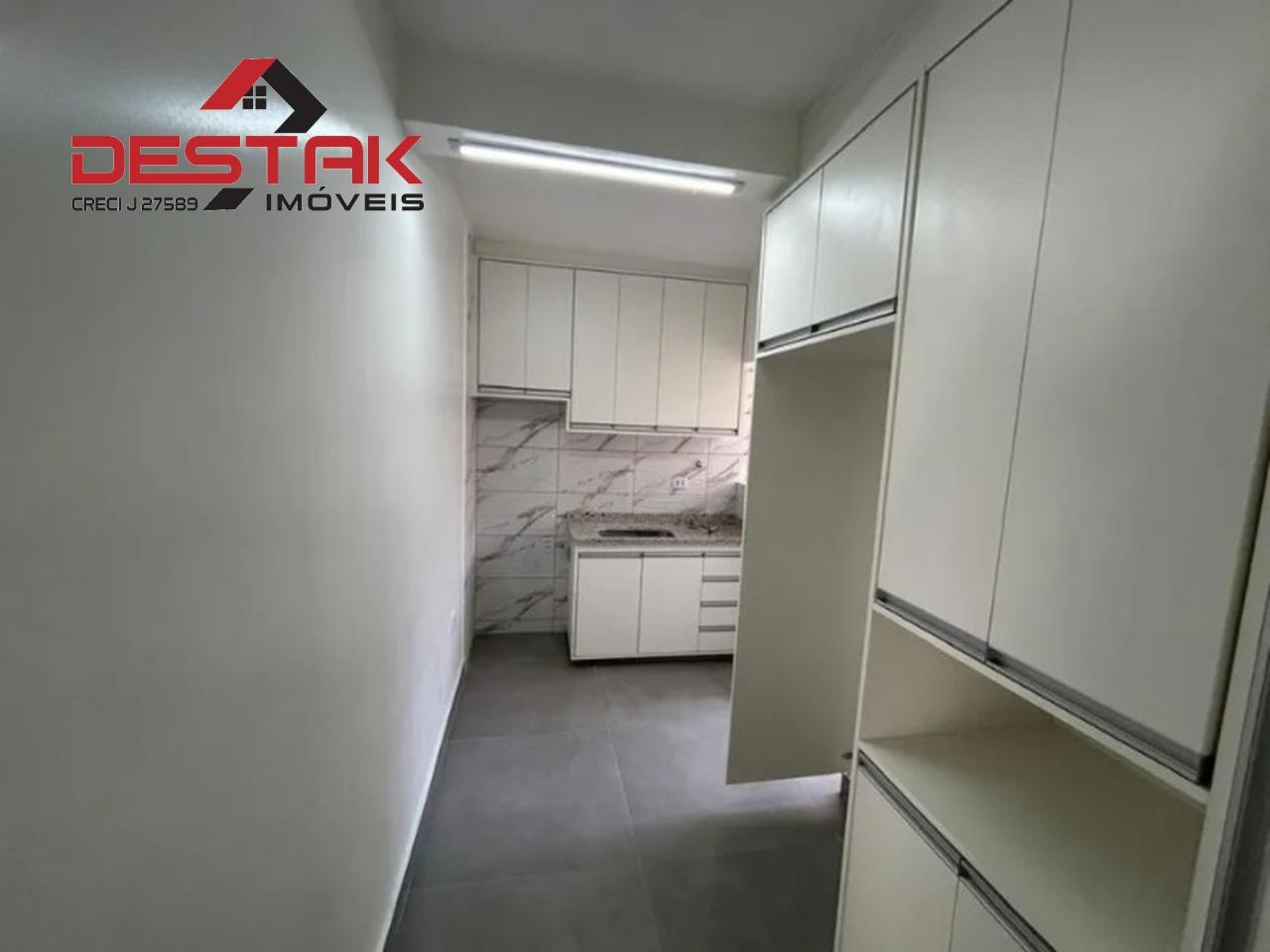 Apartamento à venda com 3 quartos, 86m² - Foto 12