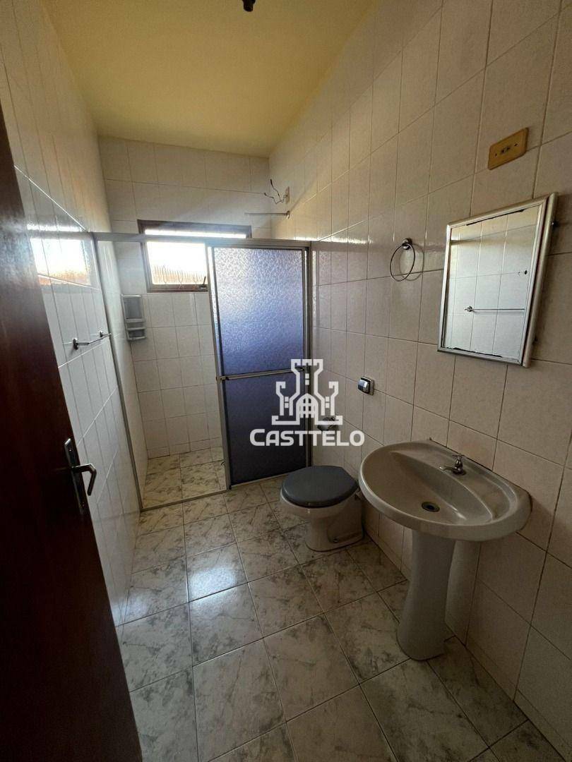 Casa para alugar com 3 quartos, 164m² - Foto 14