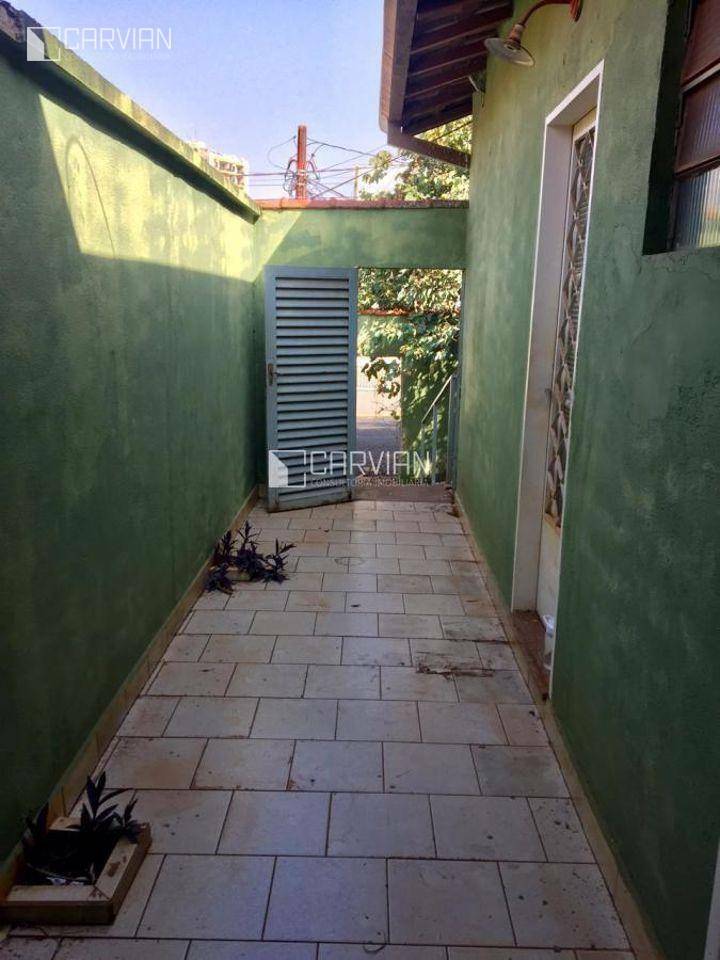 Casa à venda com 2 quartos, 70m² - Foto 17