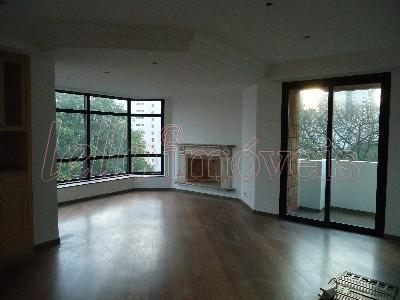 Apartamento à venda com 4 quartos, 200m² - Foto 1