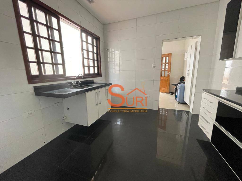 Sobrado à venda com 3 quartos, 249m² - Foto 8