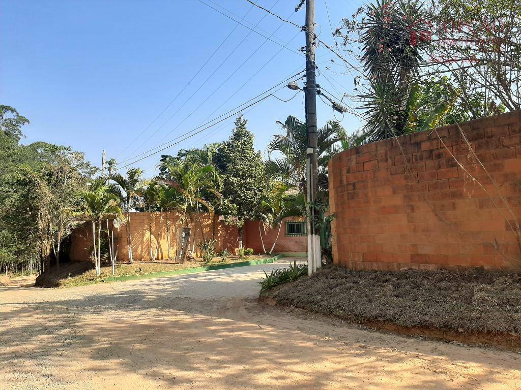 Chácara à venda com 5 quartos, 224m² - Foto 17