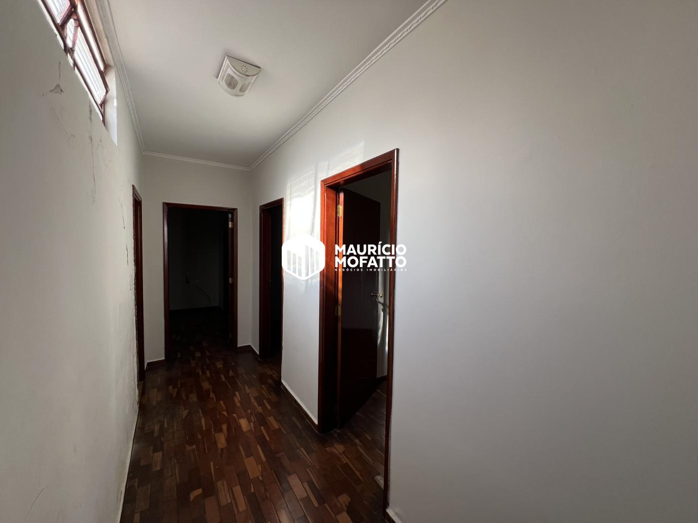 Casa à venda com 3 quartos, 250m² - Foto 6