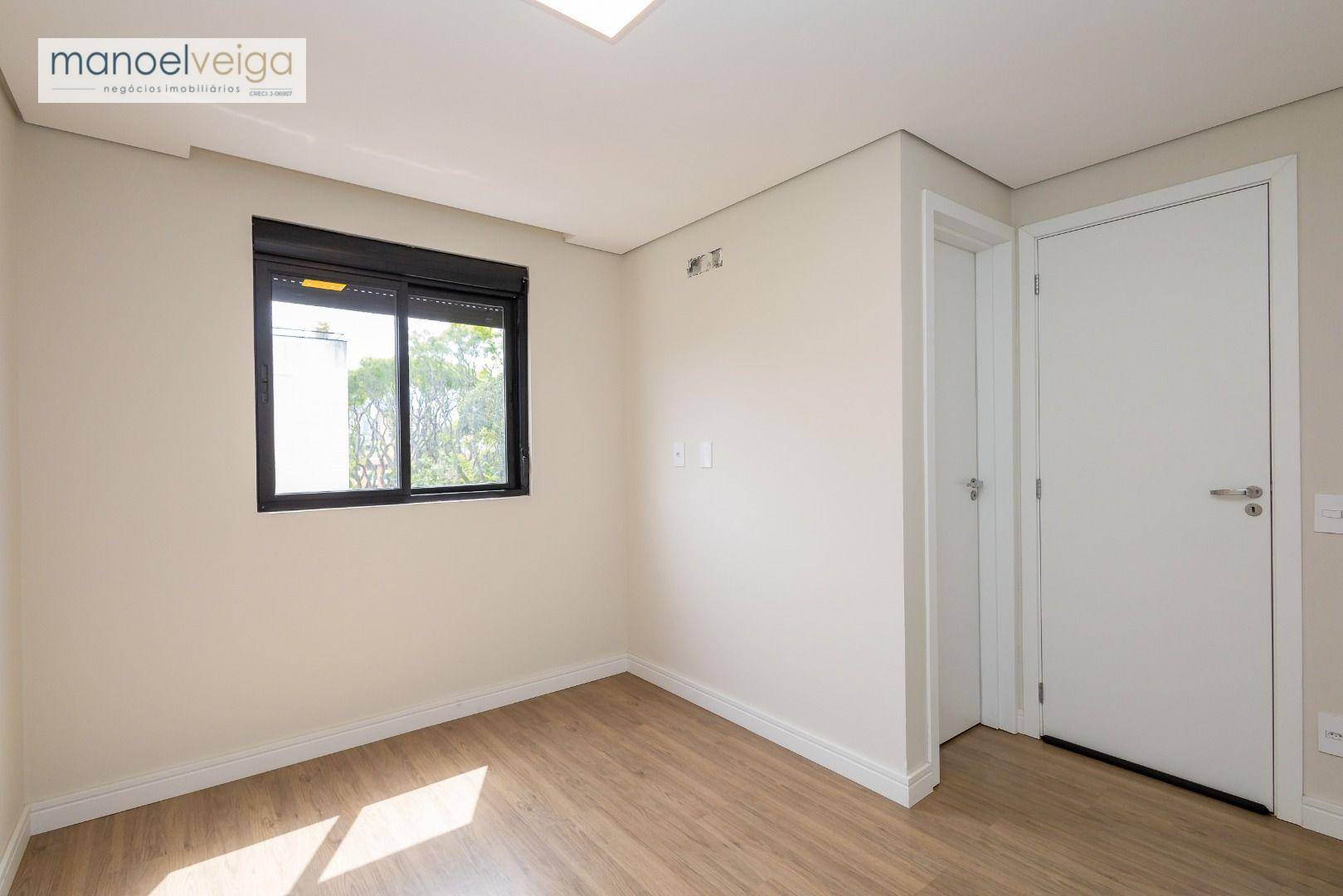 Apartamento à venda com 2 quartos, 64m² - Foto 32