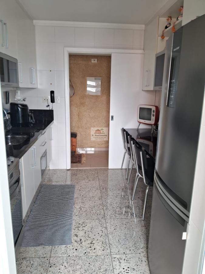 Apartamento à venda com 3 quartos, 84m² - Foto 3