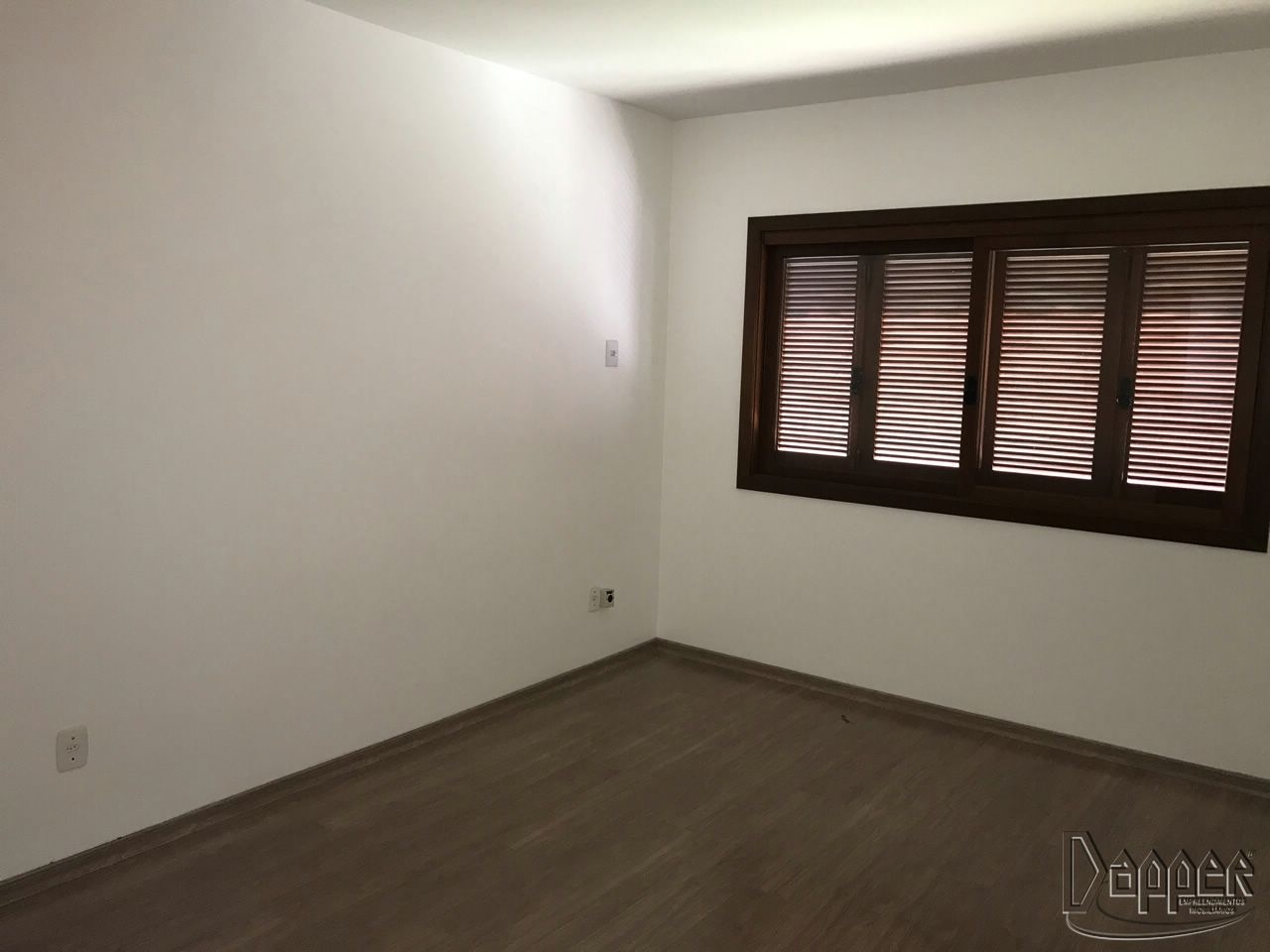 Casa à venda com 3 quartos, 141m² - Foto 12