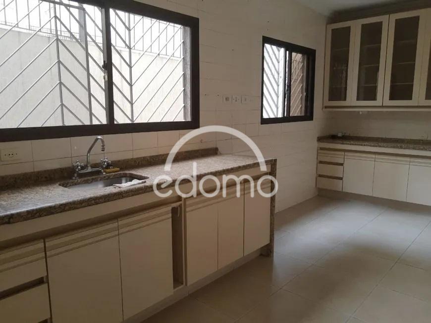 Casa para alugar com 2 quartos, 144m² - Foto 3