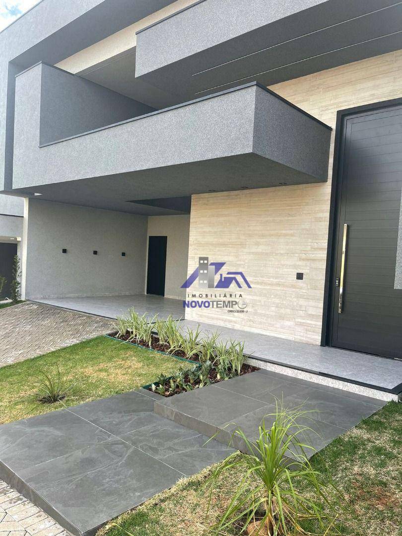 Casa de Condomínio à venda com 3 quartos, 211m² - Foto 2