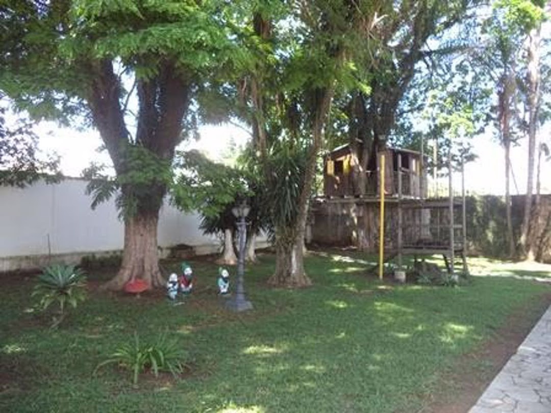 Casa à venda com 3 quartos, 301m² - Foto 3