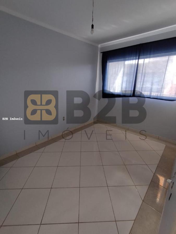 Casa à venda com 3 quartos, 130m² - Foto 15