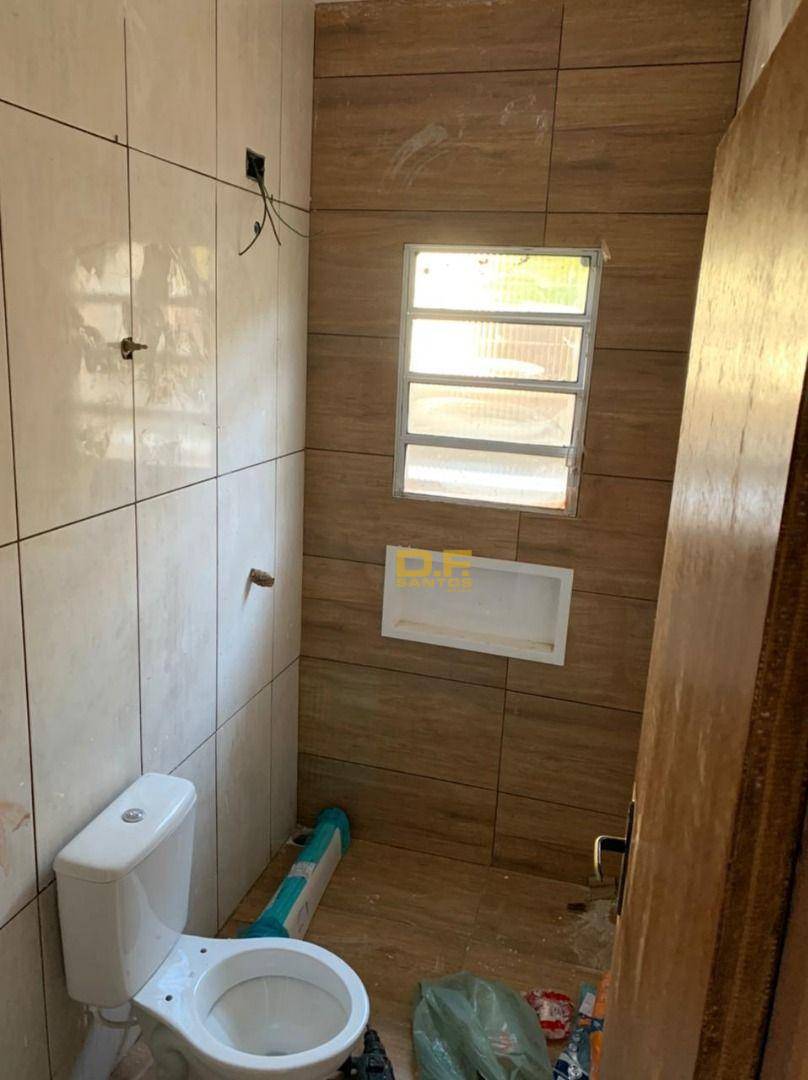 Casa à venda com 2 quartos, 1m² - Foto 7