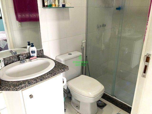 Apartamento à venda com 2 quartos, 70m² - Foto 12