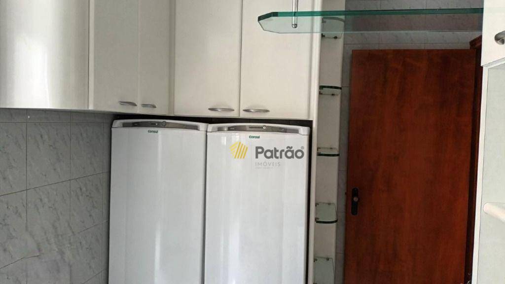 Apartamento para alugar com 2 quartos, 100m² - Foto 13