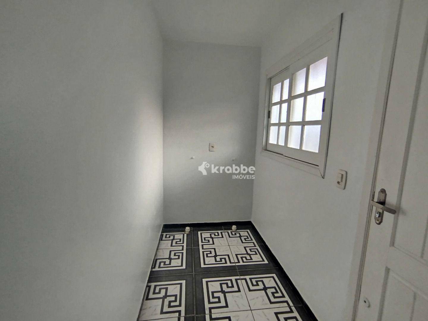 Casa à venda e aluguel com 2 quartos, 130m² - Foto 6
