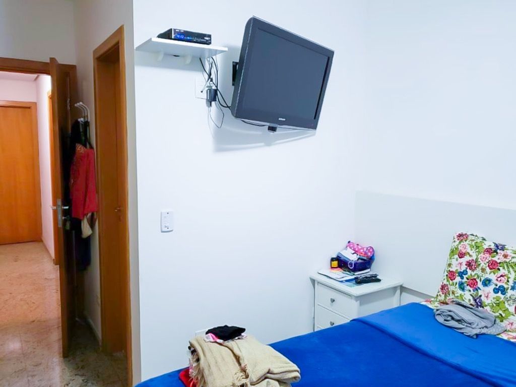 Apartamento à venda com 3 quartos, 142m² - Foto 21