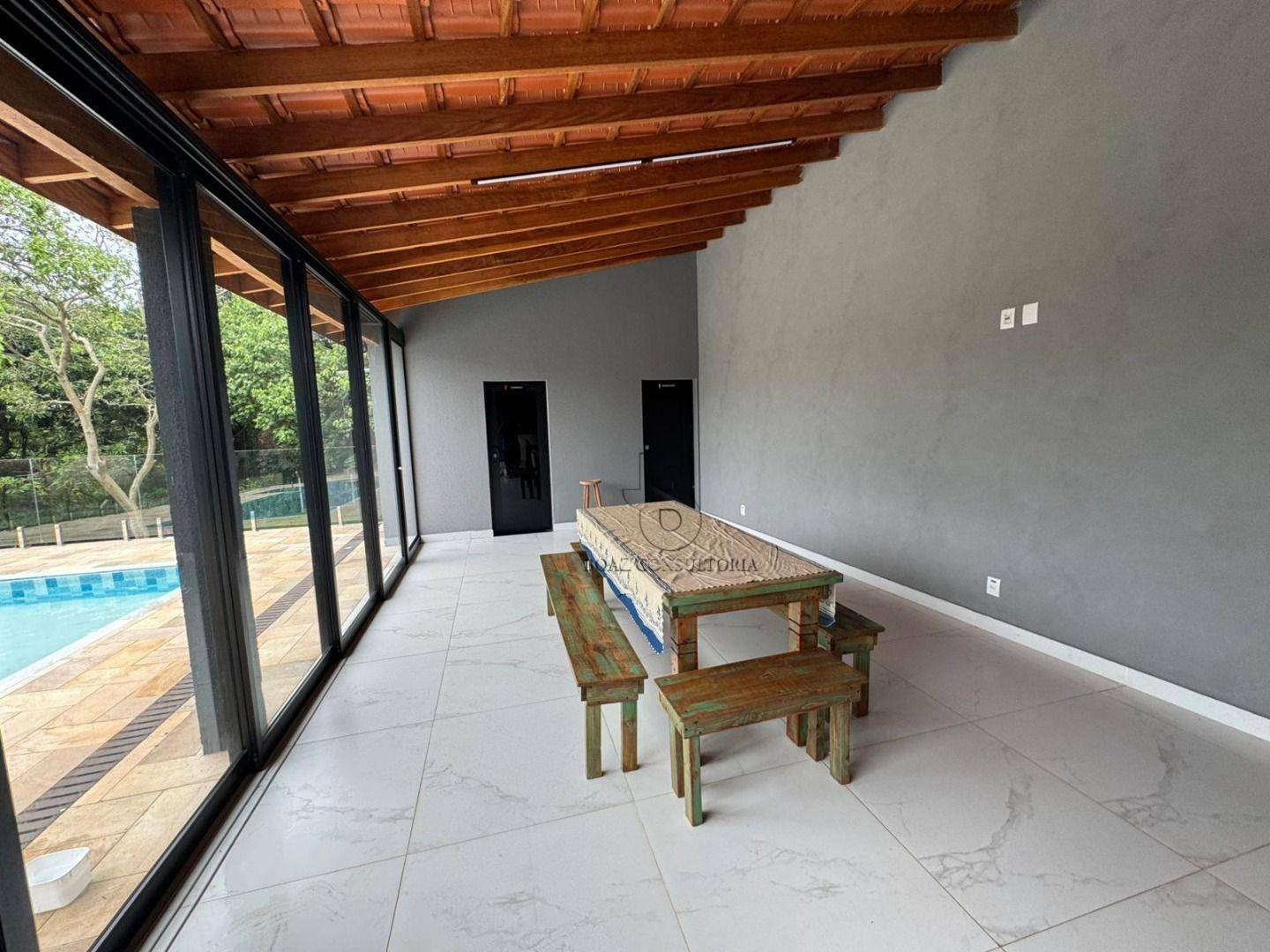 Chácara à venda com 3 quartos, 1200m² - Foto 2