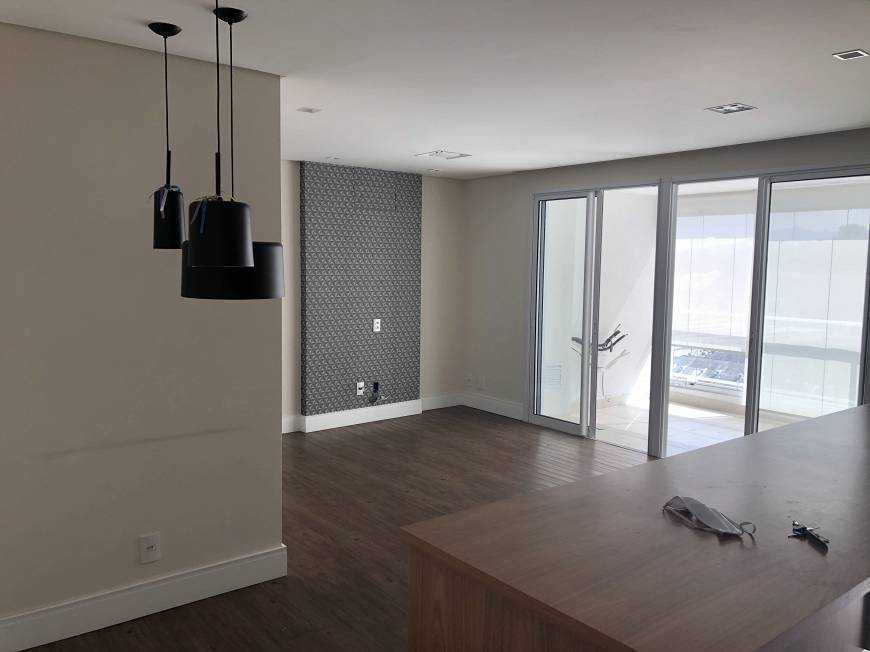 Apartamento à venda com 2 quartos, 69m² - Foto 1