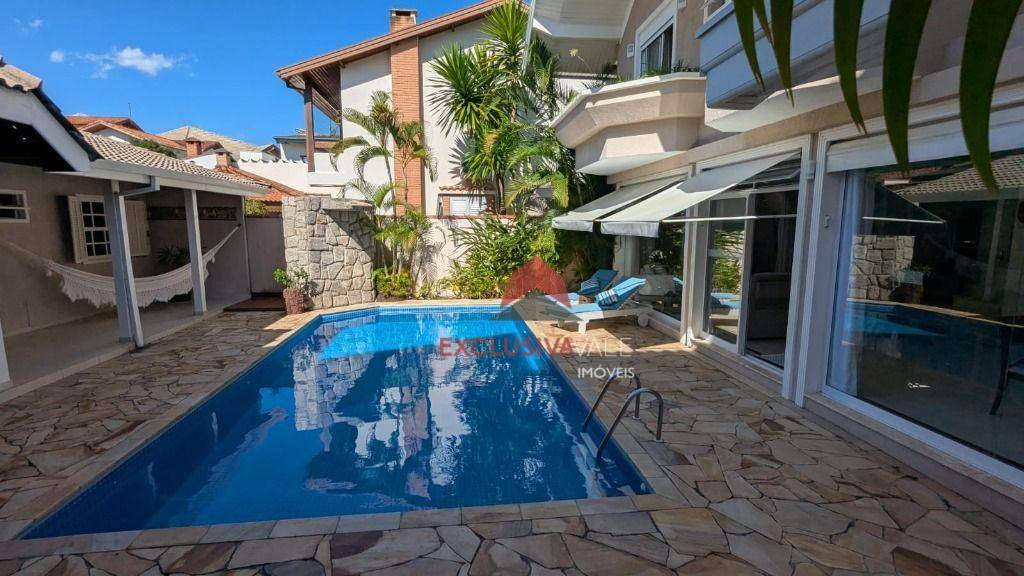Casa de Condomínio para alugar com 4 quartos, 320m² - Foto 4