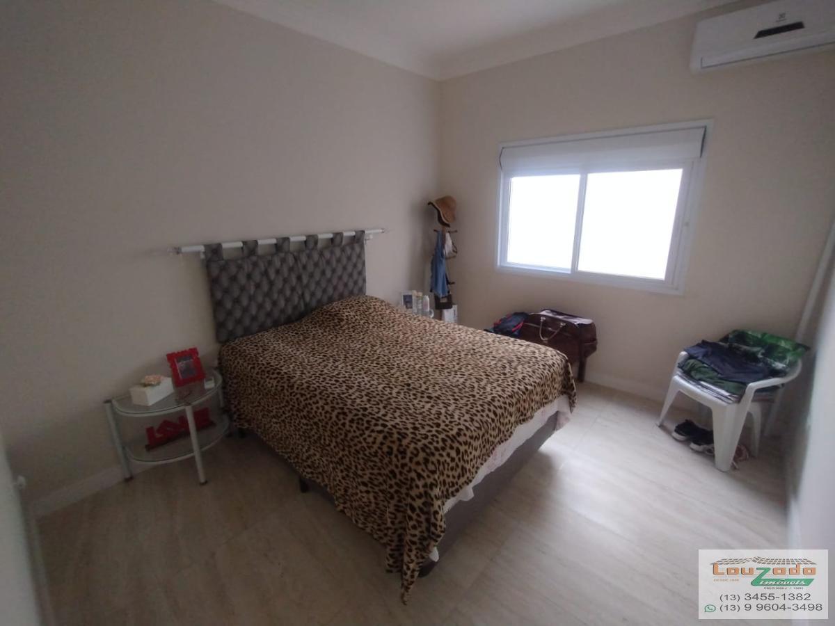 Casa à venda com 3 quartos, 250m² - Foto 13