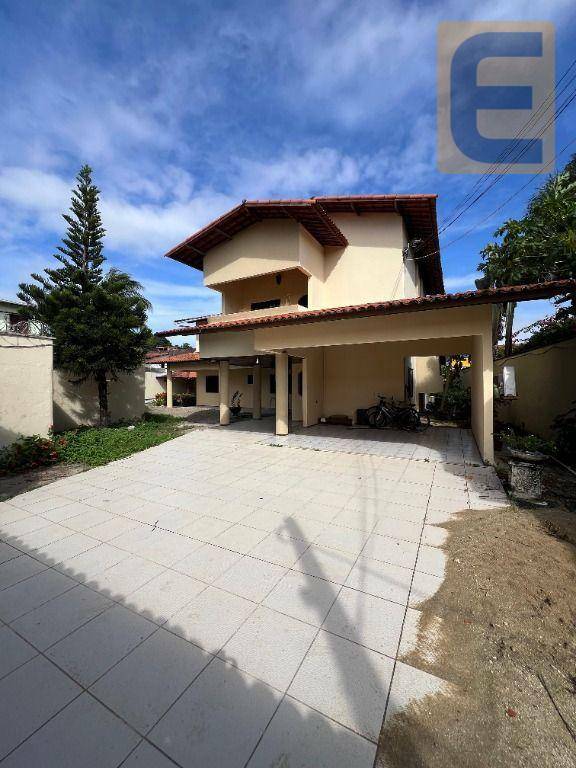Casa à venda com 5 quartos, 330m² - Foto 1