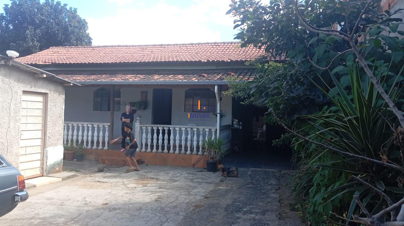 Casa à venda com 3 quartos, 360m² - Foto 8