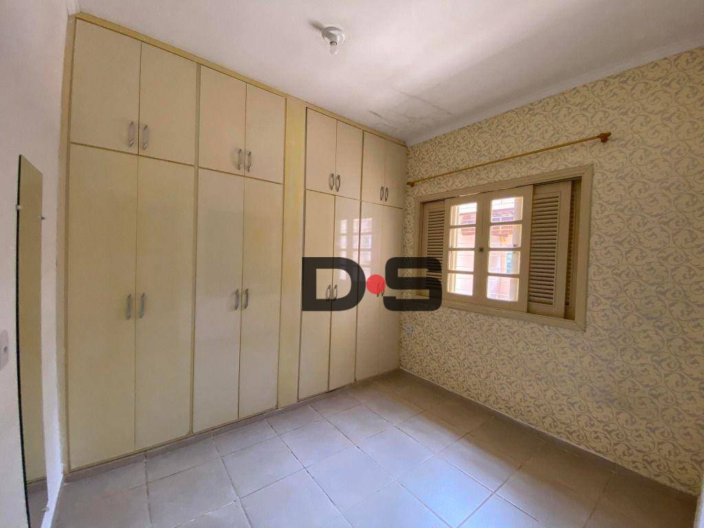 Casa à venda com 4 quartos, 212m² - Foto 17