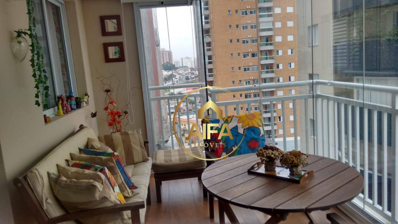 Apartamento à venda com 3 quartos, 133m² - Foto 1