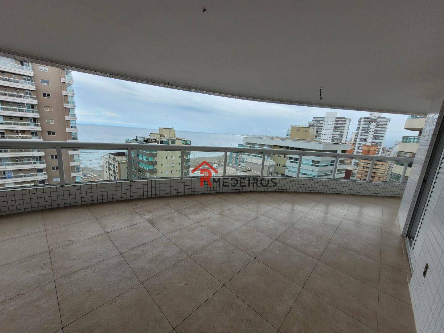 Apartamento à venda com 3 quartos, 162m² - Foto 1