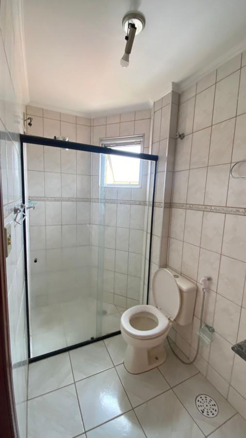 Apartamento para alugar com 2 quartos, 65m² - Foto 21